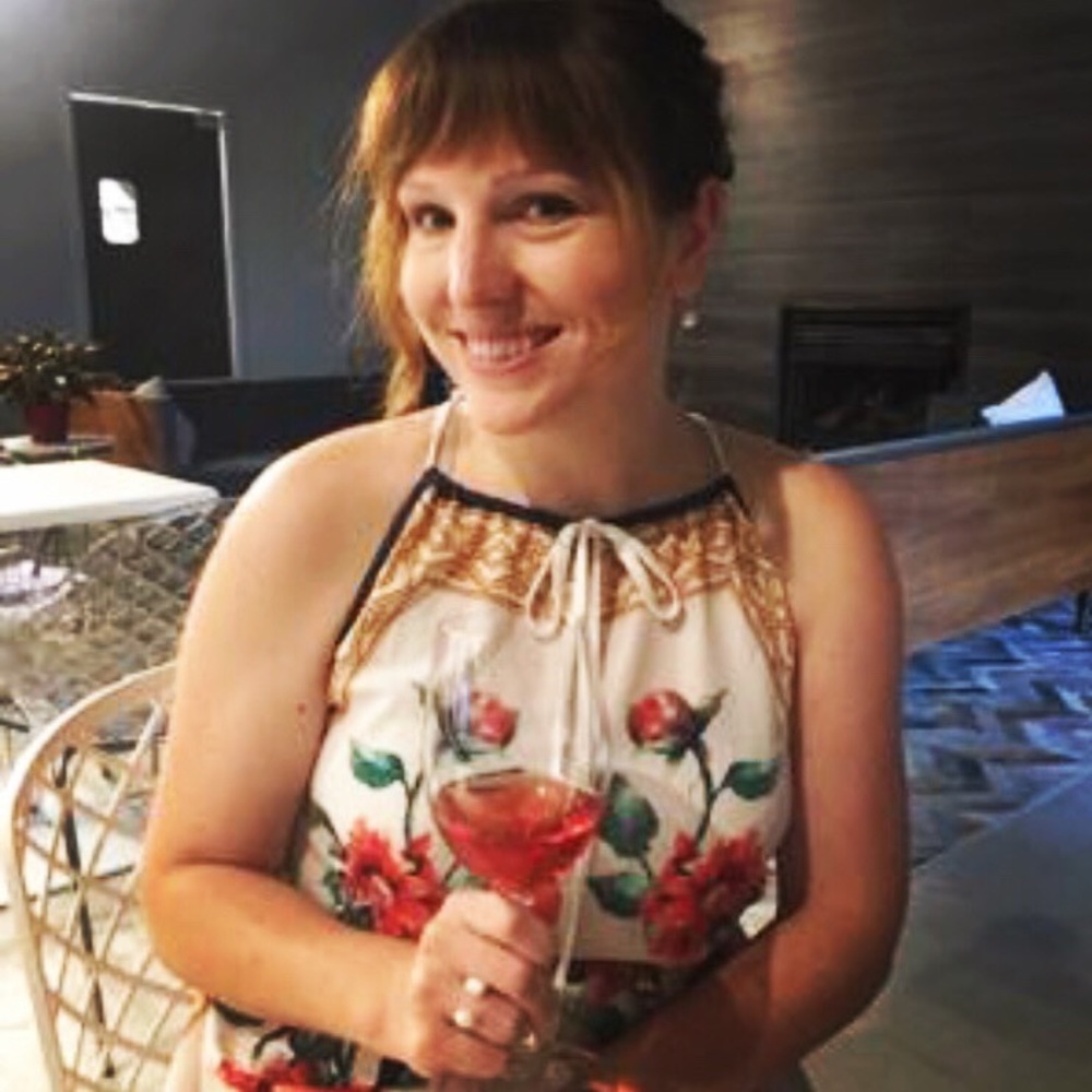 Meet your Posher, Nora